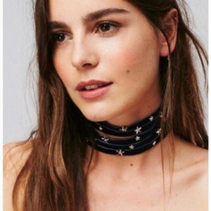NWT Free People Velvet Star Choker Necklace